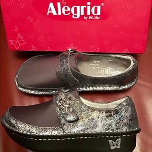NWT Alegria Woman’s shoes size 8 1/2